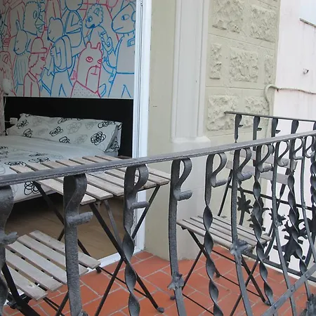 Zoo Loco Guest house Barcelona
